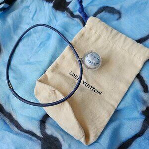 EUC Louis Vuitton world cup limited edition 2000.